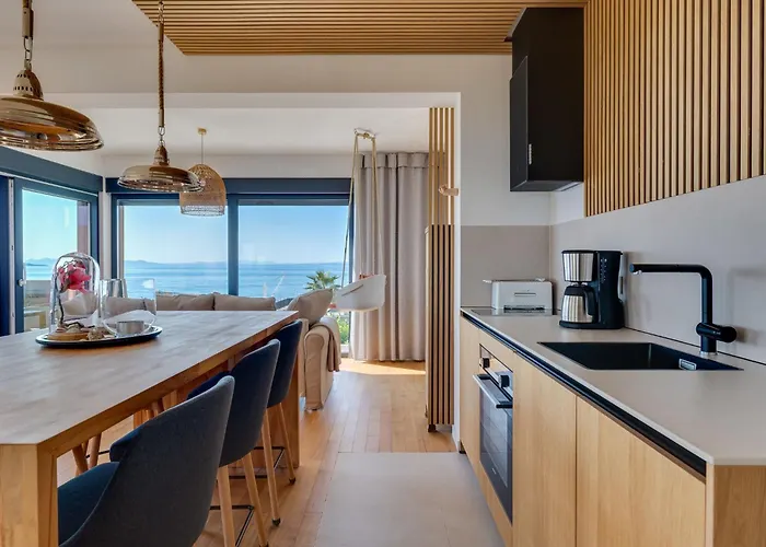 Апартаменты Grandview By Interhome