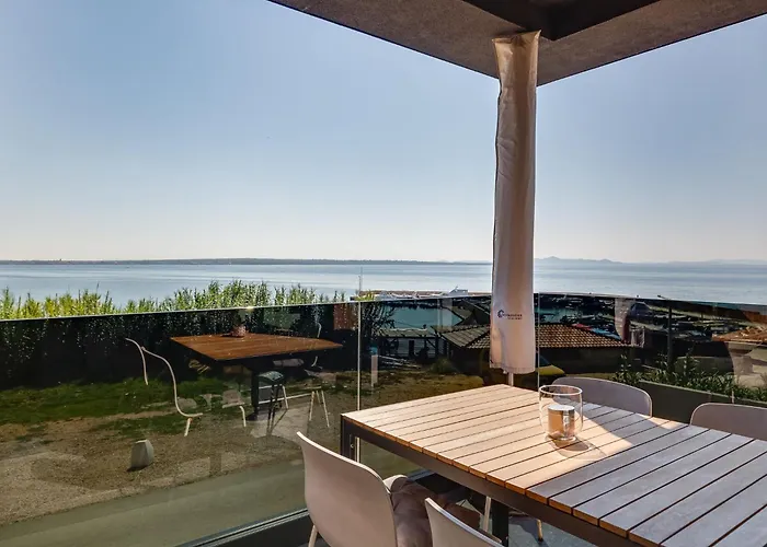 Grandview By Interhome * Привлака